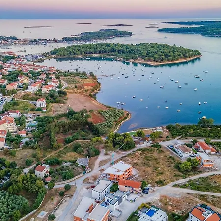 Rougemarin - Rouge With Private Pool *