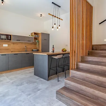 Rougemarin - Rouge With Private Pool Villa Medulin