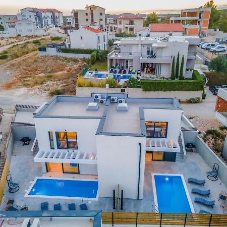 Rougemarin - Rouge With Private Pool * Medulin