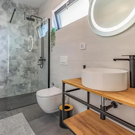 Rougemarin - Rouge With Private Pool